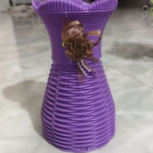 ছোট ফুলদানি